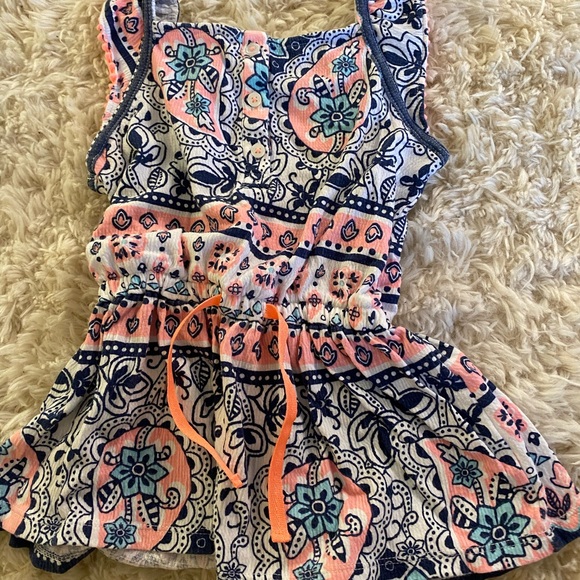 Tank top bundle - Picture 3 of 4